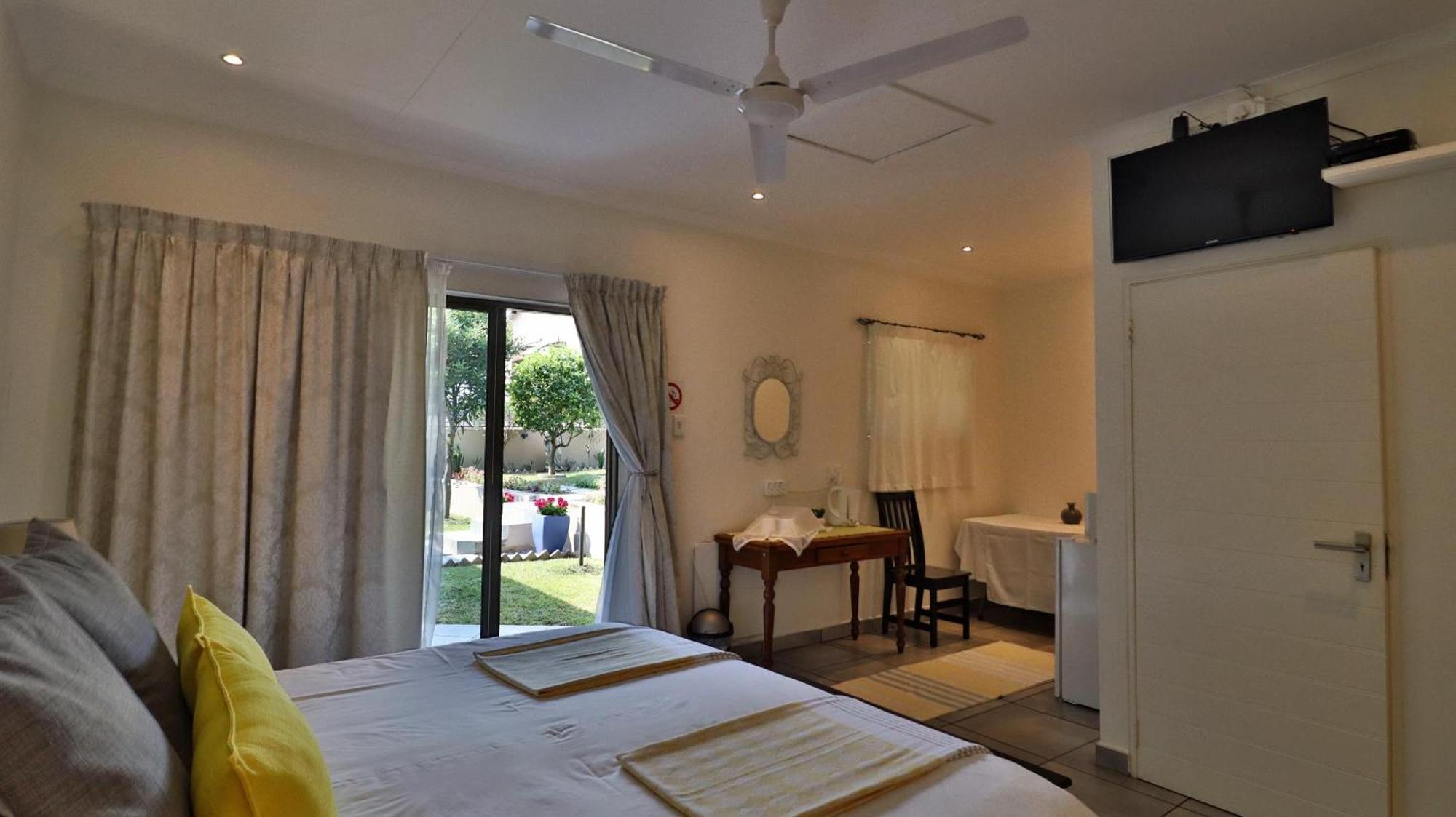 Guest House Mamma Mia Mbombela Exterior photo