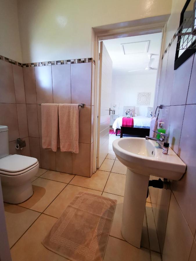 Guest House Mamma Mia Mbombela Exterior photo